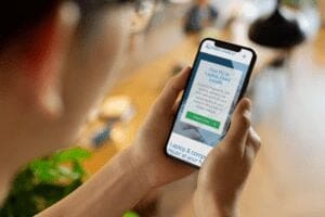 Fixed locally website on a mobile